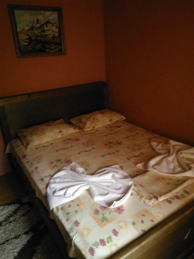 Къща Цвети-1 Трявна Hotel Bangeytsi ภายนอก รูปภาพ